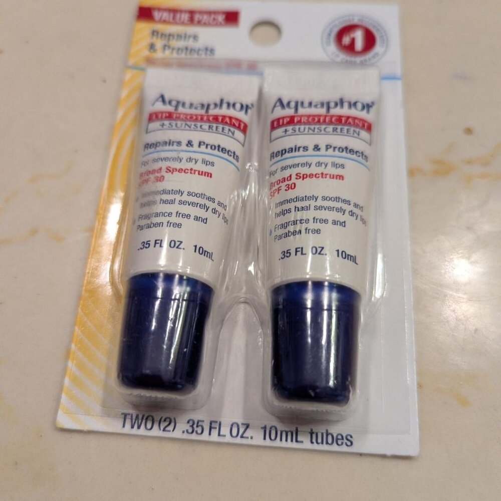 Aquaphor lip protectant plus sunscreen pack